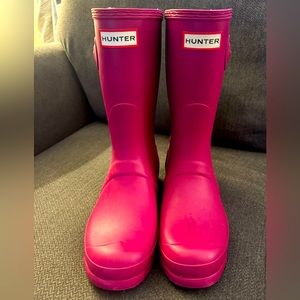 Hunter Classic Short Rain Boot- bright pink